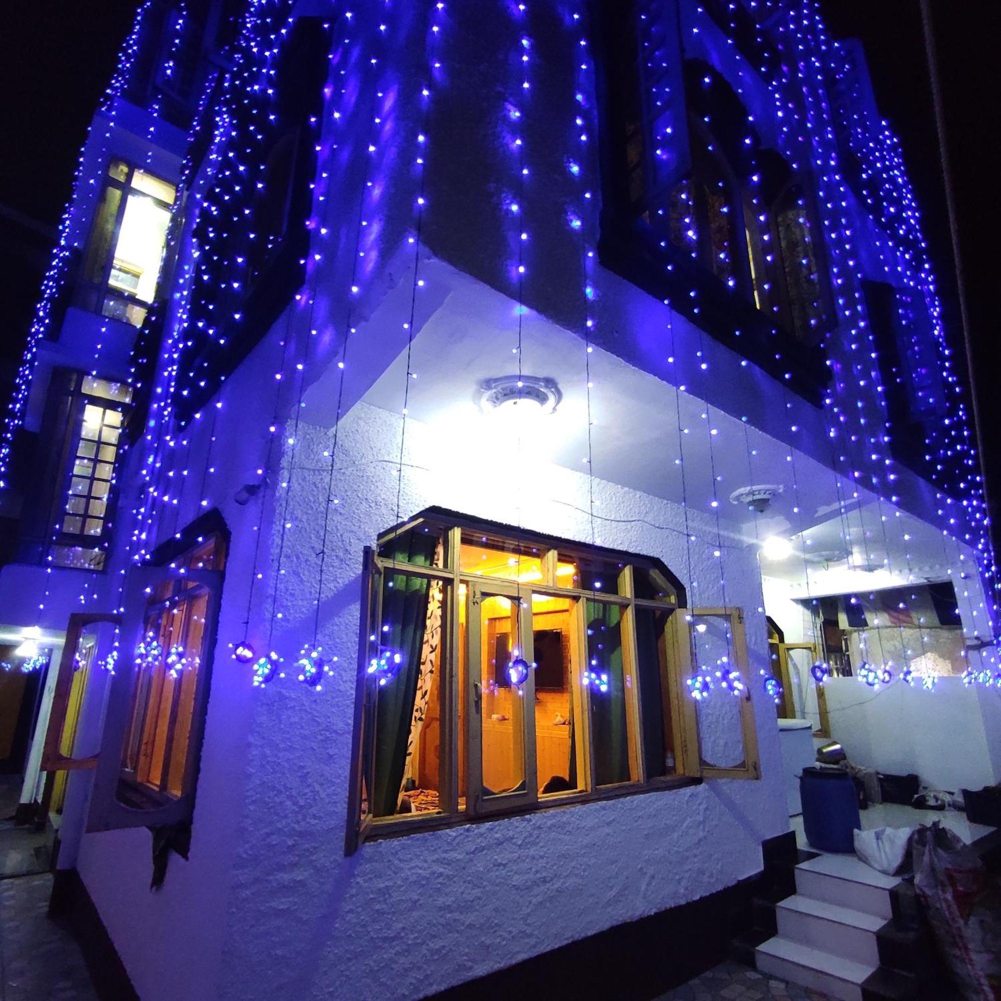 Готель Fabulous Kashmir Srinagar Екстер'єр фото
